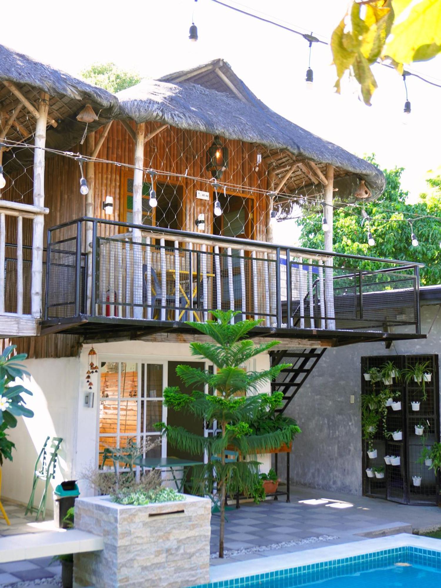 Urban Oasis Resort, Tarlac エクステリア 写真