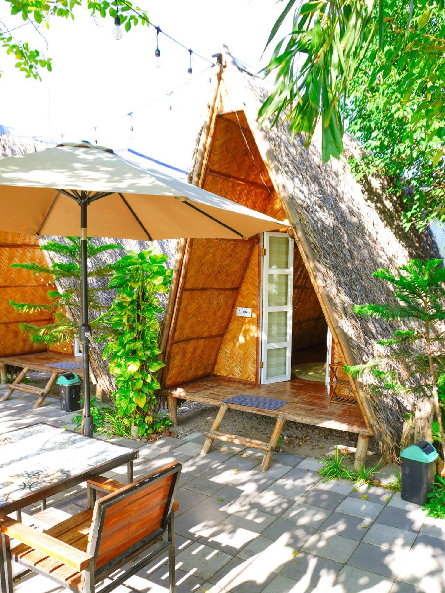 Urban Oasis Resort, Tarlac エクステリア 写真