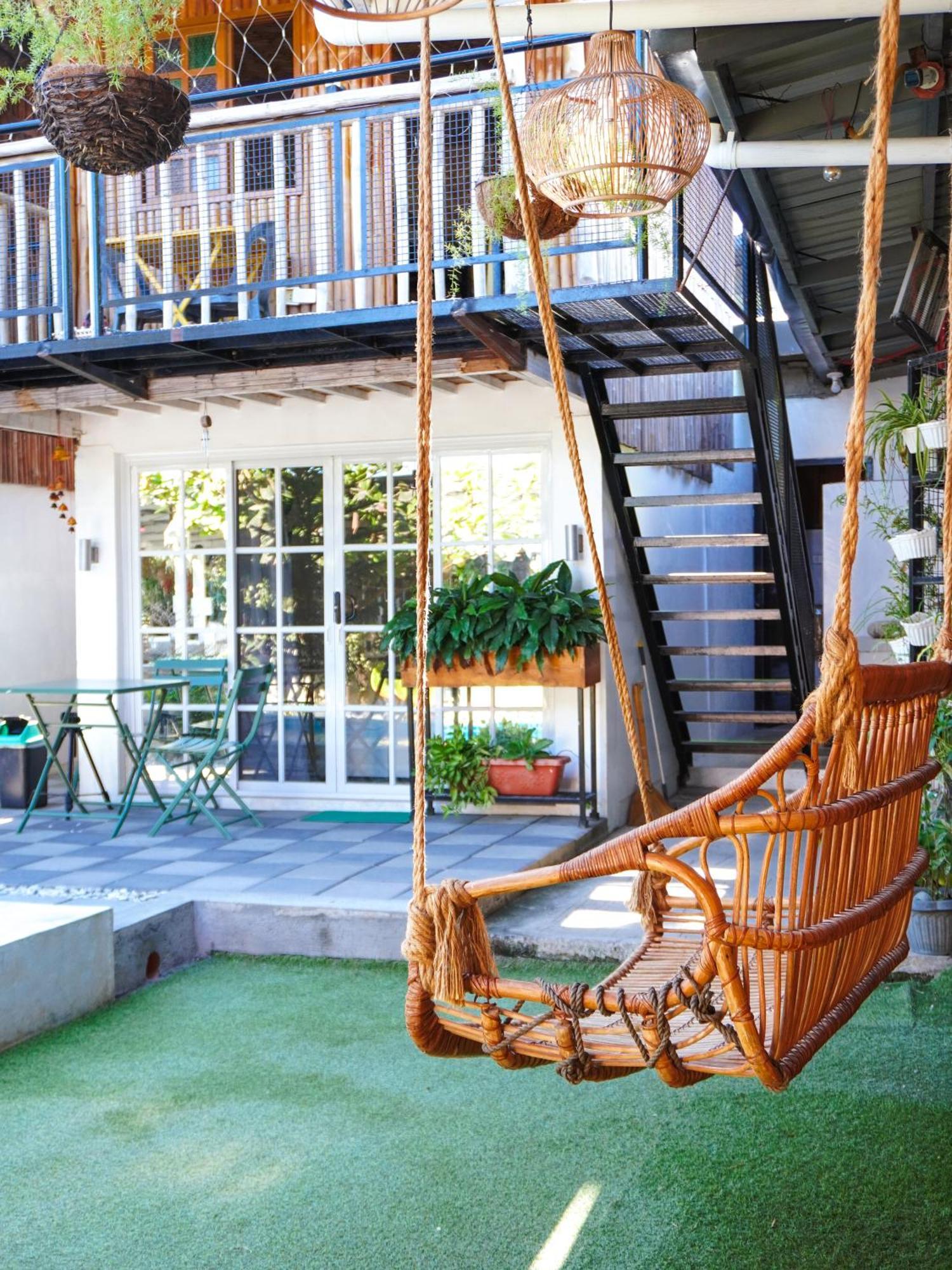 Urban Oasis Resort, Tarlac エクステリア 写真