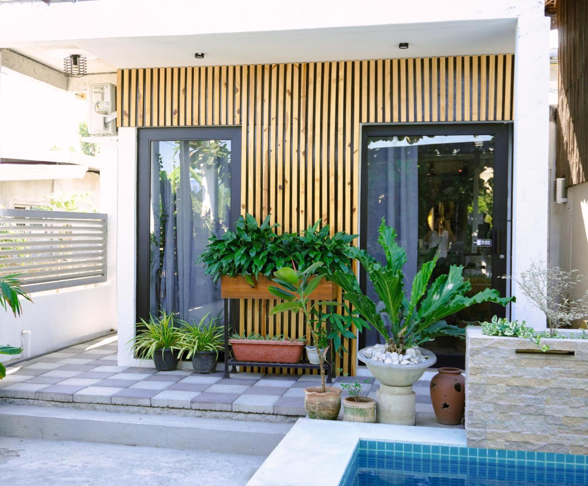 Urban Oasis Resort, Tarlac エクステリア 写真