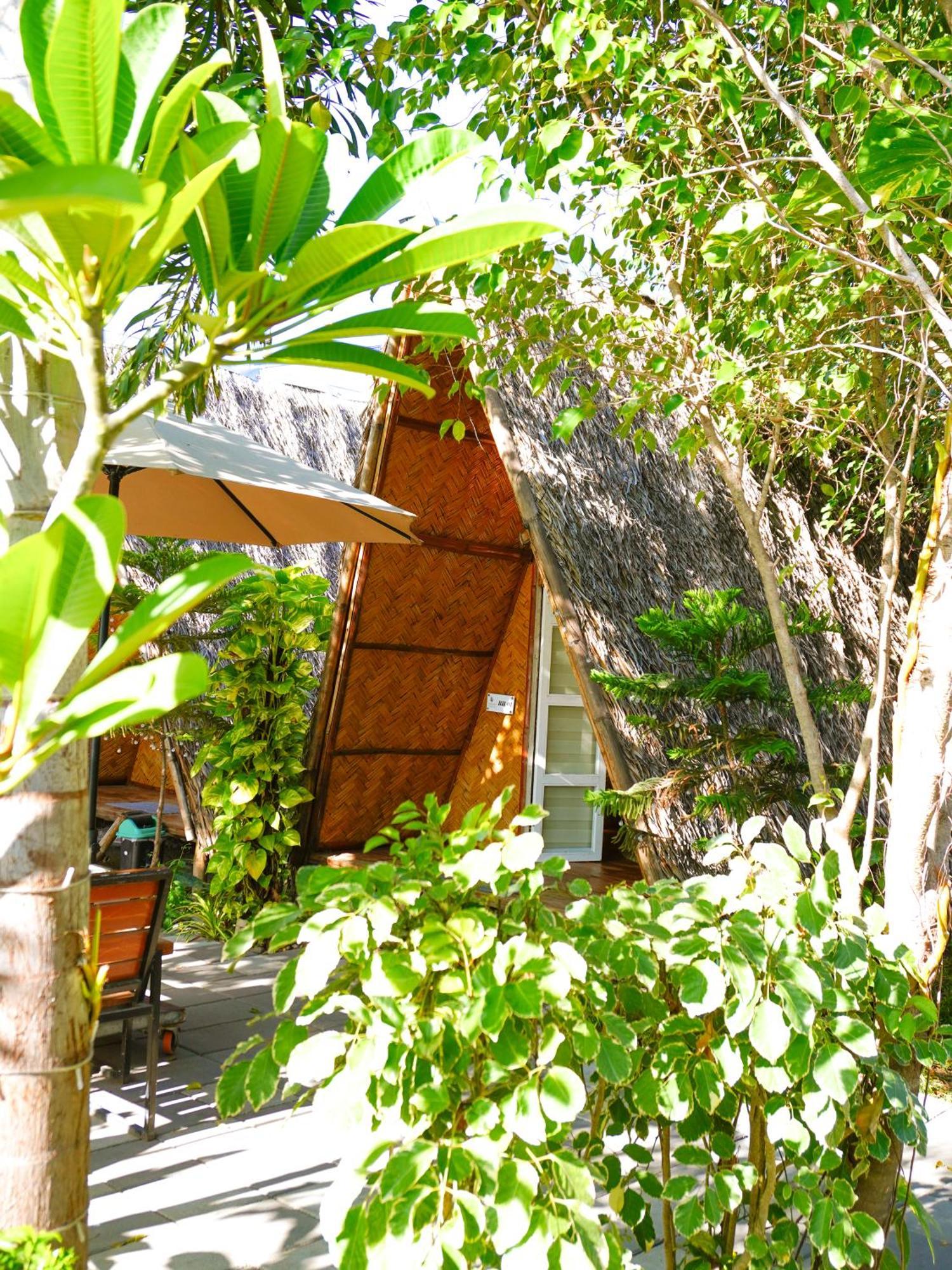 Urban Oasis Resort, Tarlac エクステリア 写真